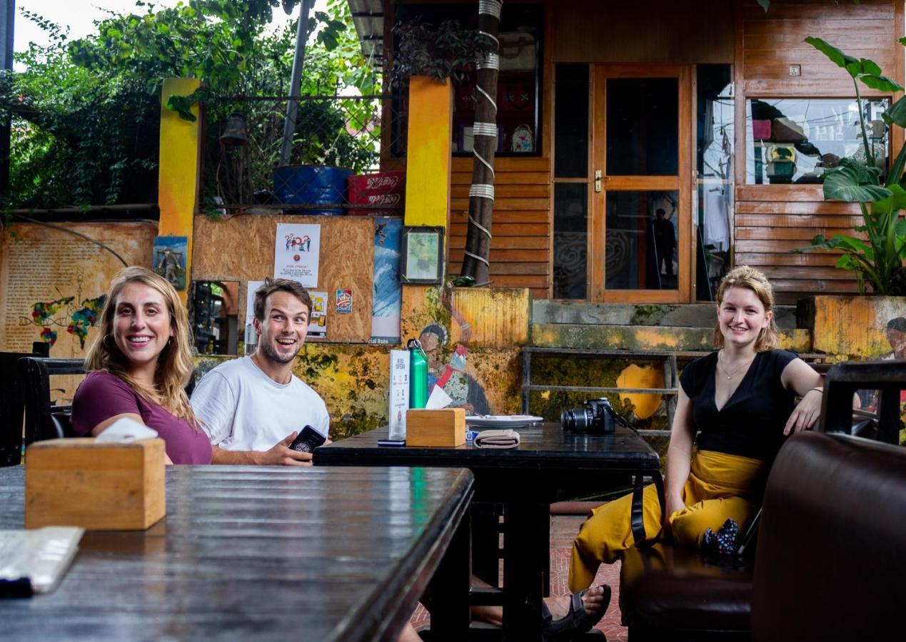 Wander Thirst Hostel Kathmandu Exterior photo